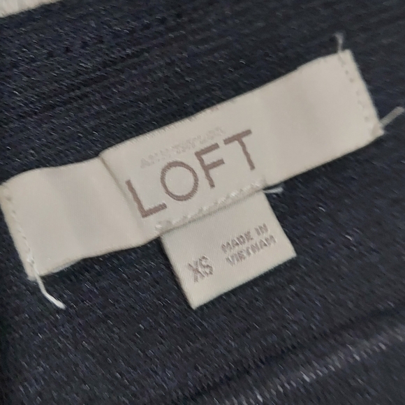 LOFT navy blue& white striped skirt crossover front textured elastic waist Sz XS - Picture 3 of 10